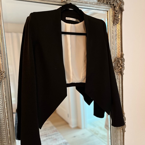 alice + olivia Mailynn High Low Jacket Size 8 - Picture 6 of 9